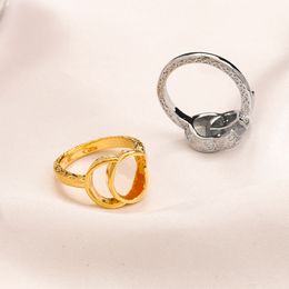 2023 Europese en Amerikaanse mode Open Ring Maat Verstelbaar Voor Vrouw Luxe Party Meisjes Ongebruikelijke Ringen Sexy Love Charms Bruiloft Sieraden Benodigdheden