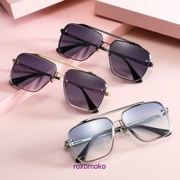 2023 Moda Classic Metal MACH MIX Gradient Pilot Gafas de sol Hombres Mujeres Vintage Brand Design Gafas de sol Lunettes De Soleil PUNK DITA T465 QEAO