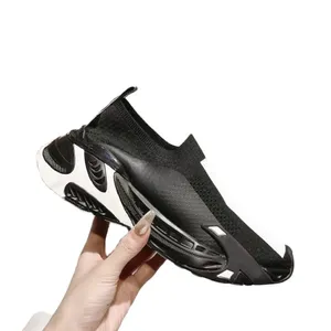  2023 Diseñadores de moda Zapato unisex para mujer Zapatillas de deporte para hombre Casual Chaussures de malla Mujer Rosa Alpargatas Calcetines para hombre Blanco Rojo Negro Zapatos Botas 35-46