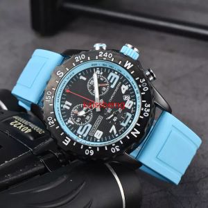 2023 Fashion Full Full Brand Wrists Men Men Male Style Multifonction Luxury avec un groupe de silicone Clock Br 147