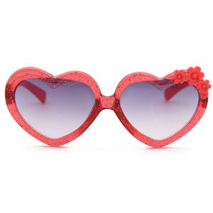 2023 Mode hartvormige zonnebril voor kinderen retro schattige roze cartoon zonnebril frame meisjes jongens baby kinderen bril