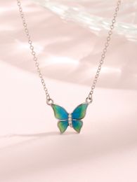 2023 Fashion New Art S925 Sterling Silver Drop Glue incrusté Zircon Butterfly Collier polyvalent et luxe pour les femmes
