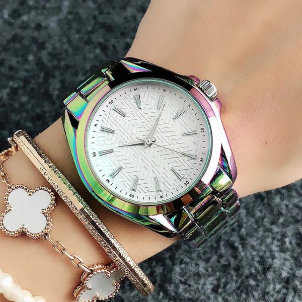 2023 Moda Nueva marca Reloj de pulsera de cuarzo para mujer Chica Metal Banda de acero Relojes Reloj de lujo para dama Venta al por mayor Envío gratuito Reloj digital