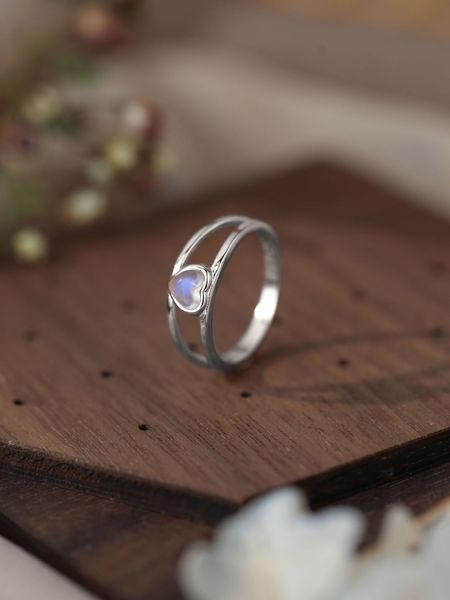 2023 Fashion New Design Sense s925 Sterling Silver Heart Natural Moonlight Stone Ring Japanese and Korean Polyvalent Simple Ring