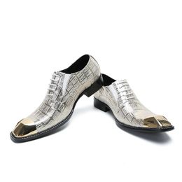 2023 Fashion Night Club Plaid Party Schoenen Leisure Pointed Teen Lace Up Derby Shoes British Style Cow Leather Men Oxfords schoenen