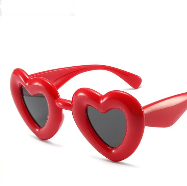 2023 gafas de sol de moda con forma de corazón rosa para niñas, gafas de sol con forma de corazón rojo y negro de diseñador de marca Vintage de ojo de gato para mujeres UV400