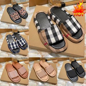 2023 zapatillas de moda BBR plataforma de algodón a cuadros exagerados diapositivas marrón negro oro rosa lujos sandalias para mujer zapatilla verano pisos playa flip flop sandalia