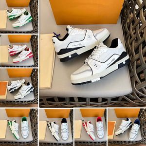 2023 Mode Sneakers Mannen Casual Design Schoenen Reliëf Lederen Casual Schoenen Klassieke dermis Eenvoudige All-Match Sneakers Hoge kwaliteit Herfst en Winter