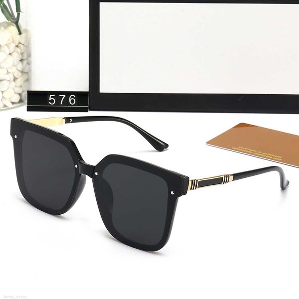 2023 Moda Deportes Gafas de sol sin montura Metal dorado Hombres Mujeres Gafas de sol Calidad con cajas Gafas Accesorios con estuche Caja para hombre mujer