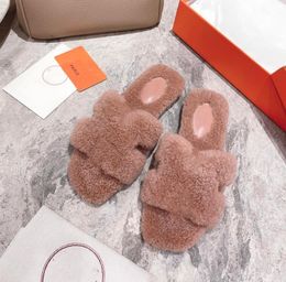 Sandales en laine pour femmes, pantoufles de vente, chaussures à la mode, automne-hiver, taille 35 à 42, 2023