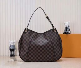 2023 Mode Femmes Totes Sacs Tendance Shopping Sac Femmes Véritable Cuir Noir Sac à main Lettres en relief Fourre-tout Luxuries Designers Toile Sac à main Grande épaule Trave A034