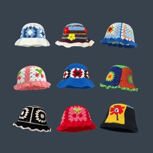 2023 Flower Crochet Bucket Histor Mujeres Primavera Summer Gorro de punto hecho a mano INS Corea Corea Capazón de Panamá 231222