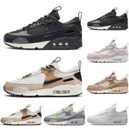 2023 Futura Chaussures de course Triple Black Infrared Leather Mash Blanc Jaune Gris Volt Obsidain Moss Green Sports Trainer Sneakers Cobalt Bliss Easter Medium Olive