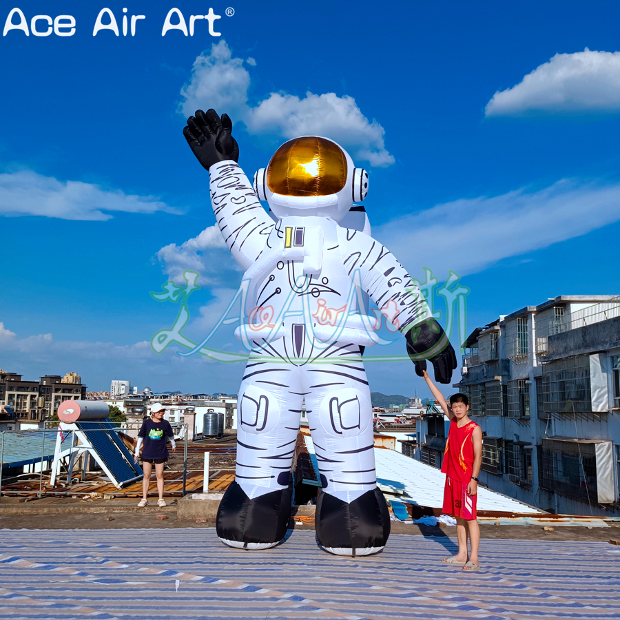 2023 Giant opblaasbare astronaut Cartoon Giant opblaasbaar Spaceman Model voor buitenreclame