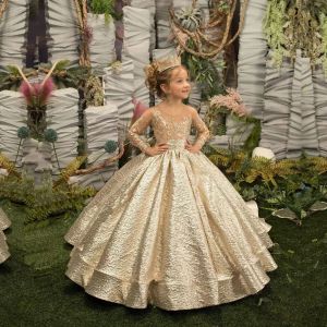 2023 Gouden bloemenmeisje jurk prinses illusie mouw met strik knoppen weelderige rok verjaardag bruiloft kinderen bruidsmeisje op maat gemaakt Bc15260