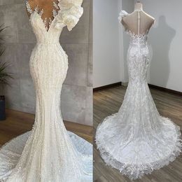 2023 Robes de mari￩e de sir￨ne magnifique robe nuptiale dentelle applique sans manches de gardien de balayage rouleaux sur mesure plage de plage plus taille vestido de novia