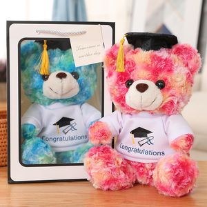 Cadeaux de remise de diplôme, chapeau Doc, ours en peluche, poupées pour camarades de classe et enfants lors de la cérémonie d'ouverture, cadeaux de remise de diplôme, vente en gros, 2023