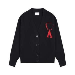 Love desinger kleding dameskleding Sweater top Klassieke jacquard Big Love Button 780g Sterkste dikte Hoge kwaliteit Veelzijdig vest Damesmode trui