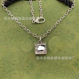 2023 Gujia Vine Pattern évider 3D G Collier Hommes s925 Partout Sterling Old Thai Silver Fashion