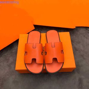 2023 pantoufles pour hommes de haute qualité sandales décontractées chaussures de plage en cuir d'été pantoufles d'intérieur pour hommes