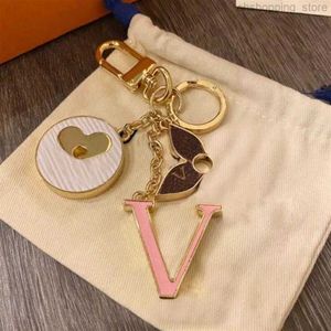 2023 Hoge Kwaliteit Merk Designer Sleutelhanger Mode Portemonnee Hanger Autoketting Charm Bag Sleutelhanger Trinket Handgemaakte Accessoires