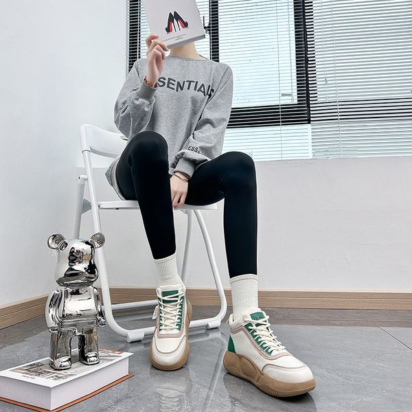 2023 Hot New Casual Shoes Designer Women Fashion Sneakers Girls con cordones Outdoot Leather Yellow Green Womens Platform Trainers Envío gratis 35-40