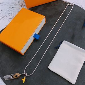 2023 Hot Koop Luxe Merk Designer Hangers Kettingen Brief Luis Choker Hanger Ketting Kralen Ketting Sieraden Viutonity Accessoires Geschenken AL2g