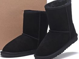 2023 Hot Sell Classic Design Aus Women Boots Snow Boots U5815 U5825 Tall Boots féminins courtes Keep Warm Boots Transhipment G5815