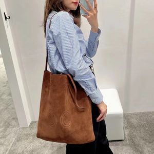 2023 hete winter nieuwe schoudertas designer crossbody onderarmtas dames casual boodschappentas mat koeienhuid ontwerp grote crossbody tas mode eenvoudig