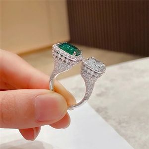 2023 INS TOP VERKOOP Wedding Rings Sparkling Luxury Sieraden 925 Sterling Silver Princess Cut Emerald Party CZ Diamond belofte vrouwen verstelbaar open ringcadeau