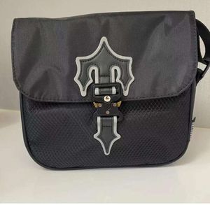 2023 Irongate t Crossbody Bag uk London mode handtas waterdichte tassen Trapstar luxe ontwerper sport messenger bag college 995es