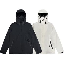 2023 vestes pour hommes printemps et automne veste décontractée pour hommes avec veste coupe-vent 3M patch réfléchissant noir blanc Couples veste extérieure imperméable à capuche