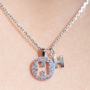 2023 Sieraden Silver H Letter ketting vrouwelijk elegante extravagante kleine mooie en unieke