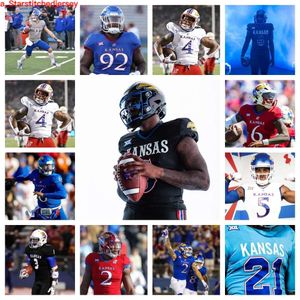 Maillot de football des Kansas Jayhawks 2023 6 Taiwan Berryhill Jr. 70 Kobe Baynes 97 Kenean Caldwell 87 Will Huggins 71 James Livingston 74 De'Kedrick Sterns 7 Trevor Wilson