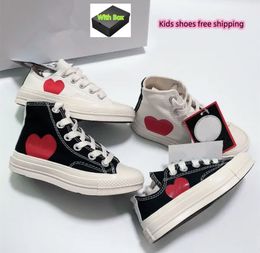 2023 Niños Conversitys Zapatos Bajo y Alto Top Corazón Rojo Conjuntamente Ojo Grande Chicas Niños Zapatos Diseñador Entrenadores Correr Zapatos de lona Alto Top Casual Al aire libre Niños Jóvenes 24-35