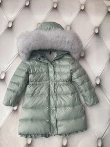 2023 Niños Niñas Niños Puffer Trench Down Pink Abrigos Diseñador Fox Fur Abrigo con capucha Moda Girl Boy Chaqueta Invierno Cálido Pato Abajo Chaquetas Ropa de bebé a prueba de viento para niños