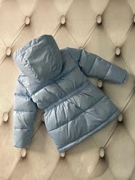 2023 Kinderen Luxe designer puffer witte eendendons gewatteerde jassen winter warm meisjes jongens unisex capuchon kinderen winddicht kapmantel geruite voering babykleertjes