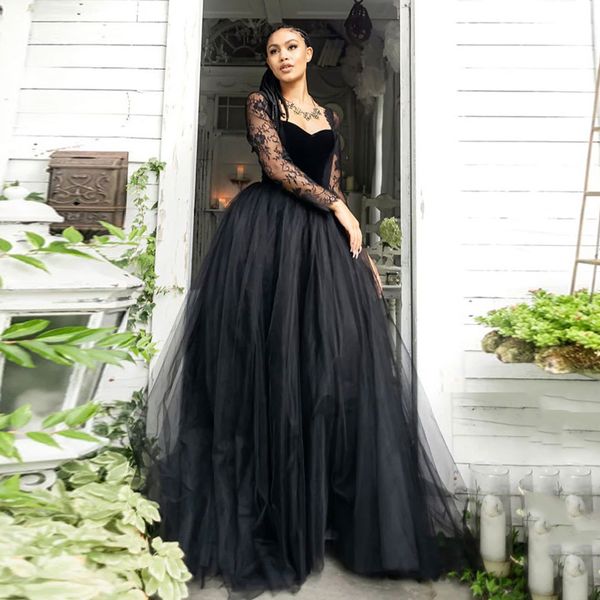 2023 Vestido de novia negro de manga larga de encaje Vestidos de novia góticos Terciopelo y tul Primavera Invierno Robe De Mariee Volver con cordones Vestidos de novia vintage de talla grande