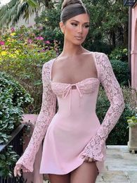 2023 Dentelle Patchwork À Manches Longues Bangage Dos Nu Mini Robe Pour Femmes à manches longues Automne Sexy Slim Fit Party Clubwear rose blanc 240304