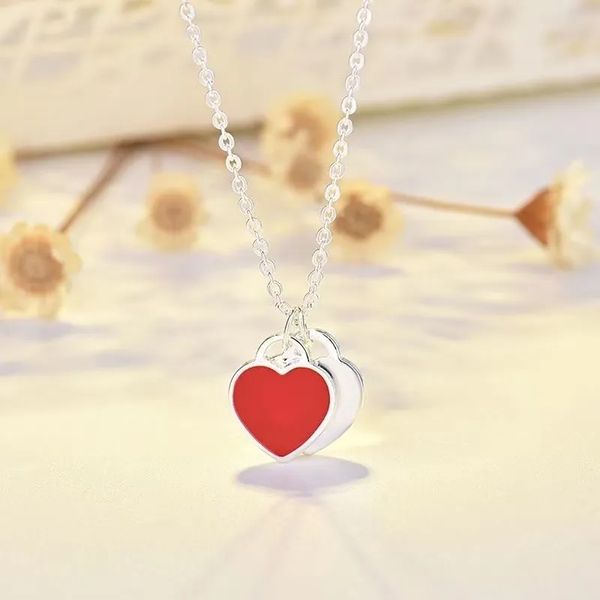 2023 Dernier collier avec pendentif double cœur bicolore de luxe de 10 mm pour femme – Chaînes dorées, collection de bijoux tendance pour cadeau de Saint-Valentin.