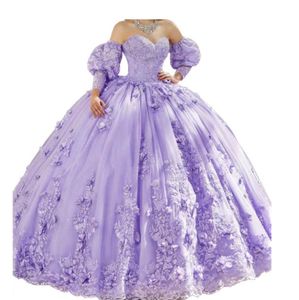 2023 Lavendel baljurk Quinceanera jurken kanten appliques kralen met de hand gemaakte 3D -bloemen lieverd 16 jurk voor 15 jaar prom party optochtjurken b1109