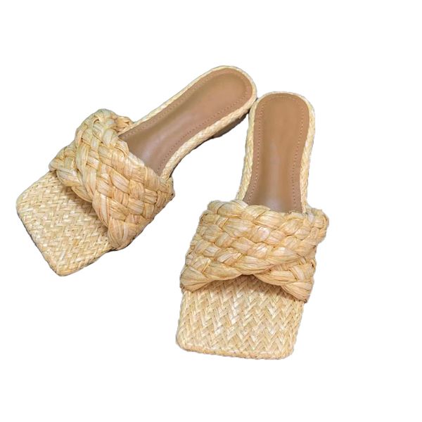 2023 modelo pausado Zapatillas de mujer Sandalias de tacón plano de moda Tejido cruzado Cómodas zapatillas de punta abierta Zapatos de punta cuadrada Sandalias casuales de verano Zapatos femeninos
