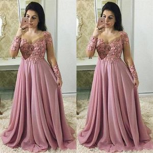 2023 Lange Mouwen Stoffige Roze Moeder Van De Bruid Jurken Met sieraad Illusion Kant Applicaties Bloemen Chiffon Feestavond Bruiloft 293U