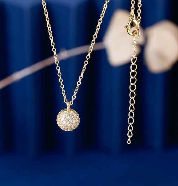 2023 encantador lindo colgante Collares ALTA CALIDAD cadena de acero inoxidable fina de oro largo diseño de bola de cristal de diamante Collar de mujer con bolsa de polvo y caja