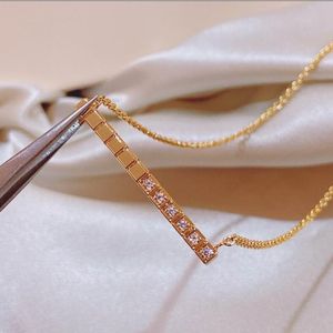 2023 joli pendentif mignon colliers long or mince chaîne en acier inoxydable petits blocs de diamants bande designer femmes collier avec sac à poussière bleu et boîte