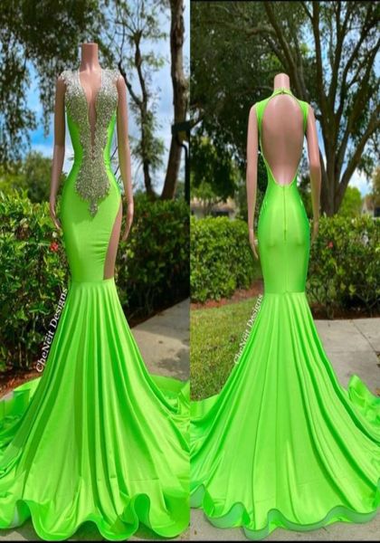 2023 Luxueux vert robes de bal cristal perlé strass orange profond col en V robe de soirée sirène formelle robes de soirée dos ouvert 7150519