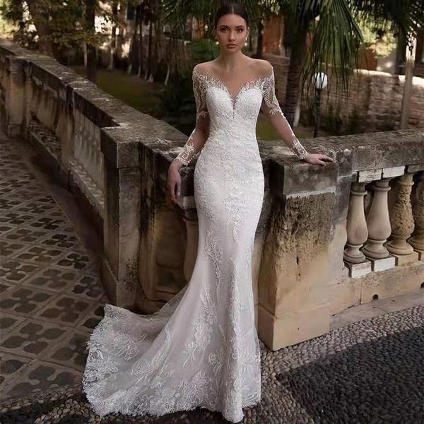 2023 Vestidos de novia de sirena árabe de lujo Dubai Cristales brillantes de encaje Mangas largas Vestidos de novia Tren de la corte Falda de tul con lentejuelas 2006