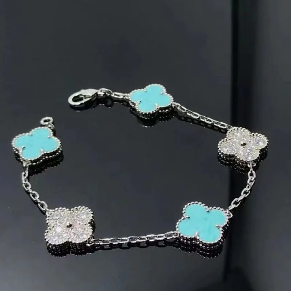 2023 Luxury Clover chain Designer Bracelet Mother of Pearl 18K Gold Brand Love Bangle Charm Bracelets Shining Crystal Diamond Jewelry para mujeres