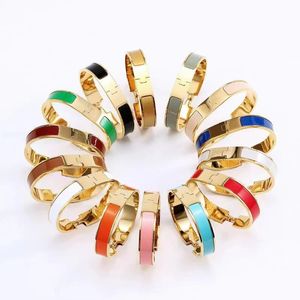 2023 Luxury pareja brazalete con brazalete de moda brazalete de titanio acero de 12 mm brazalete pulsador para hombres joya de indicador de oro 18k joyería