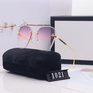 2023 Lunettes de soleil de créateurs de luxe pour femmes Men Eyeglasse en plein air Fashion Classic Classic Lady Sun Glasses Mirrors For WOMA2927